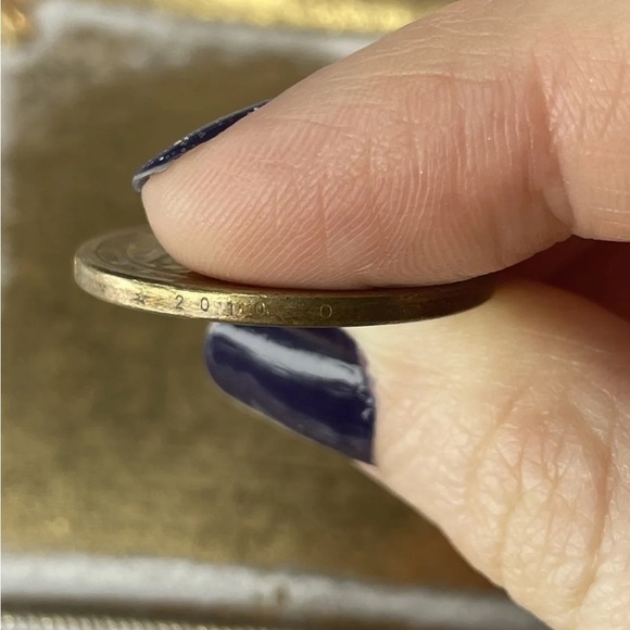 2010 D - James Buchanan Presidential Golden Dollar Coin - Picture 3 of 4